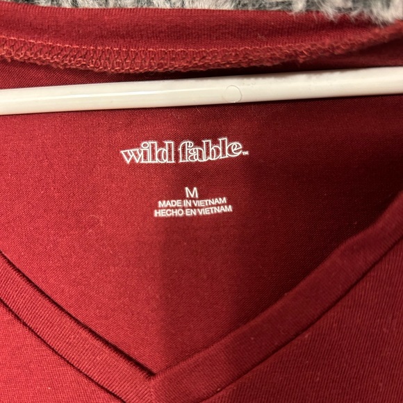 Never worn!! Red cropped top - Picture 3 of 4